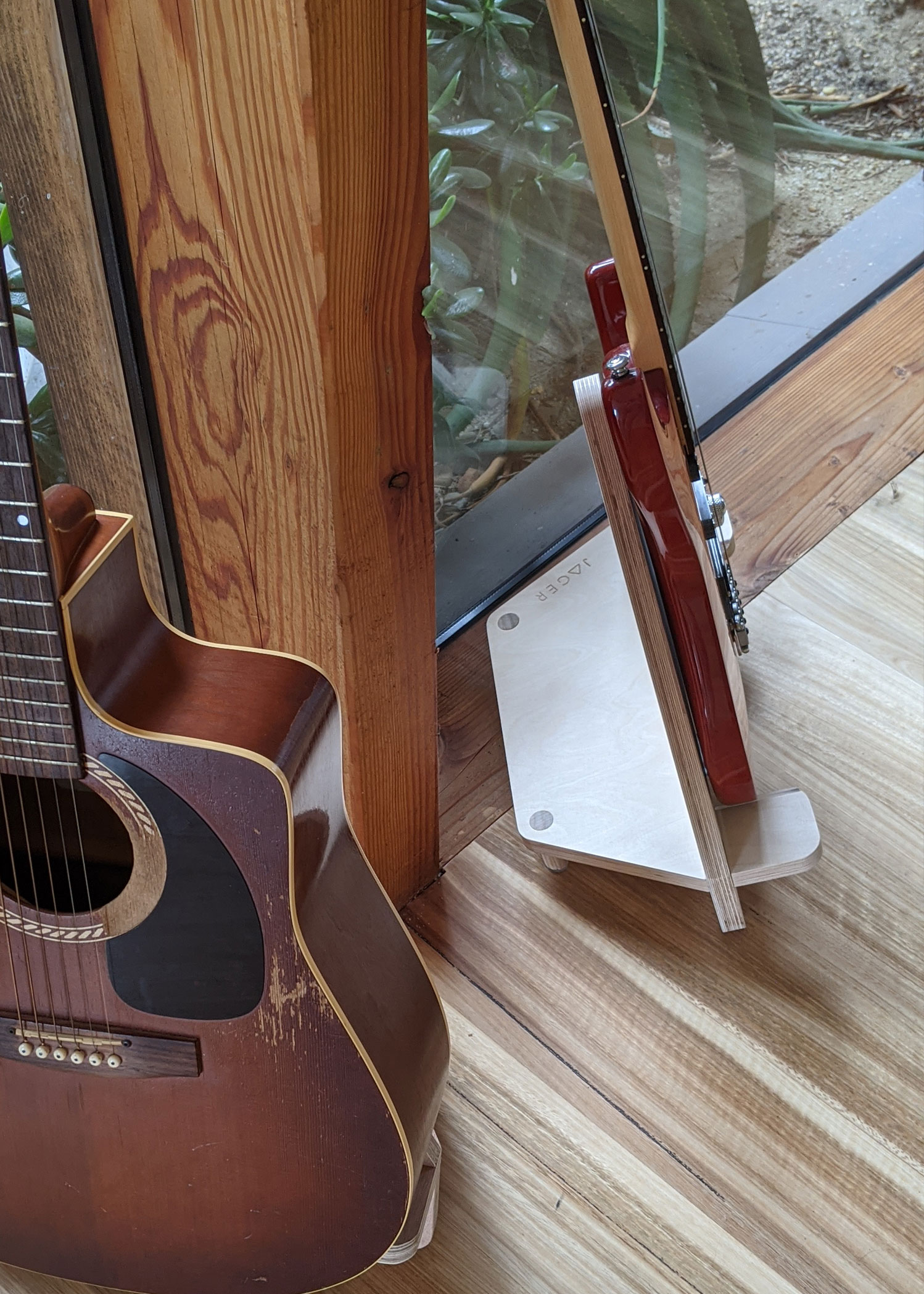 Birch Plywood Electric Guitar Stand Jager Stands, Made In Melbourne